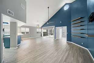 15811 Sanctuary Dr, Tampa, FL 33647 - Photo 7