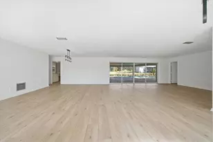 2 Dorado Pl, Clearwater, FL 33764 - Photo 9