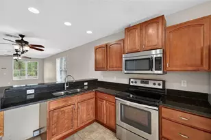 3219 Spooner Dr, Plant City, FL 33563 - Photo 5