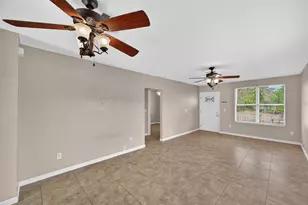 3219 Spooner Dr, Plant City, FL 33563 - Photo 13