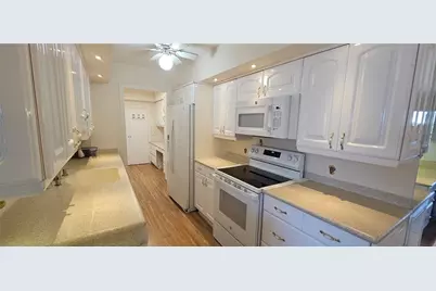 10355 Paradise Boulevard #710, Treasure Island, FL 33706 - Photo 7