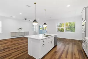 3829 71st St N, Saint Petersburg, FL 33709 - Photo 15