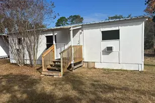 343 NE 884th Ave, Old Town, FL 32680 - Photo 1