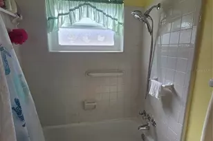 1130 San Remo Dr, Largo, FL 33770 - Photo 17