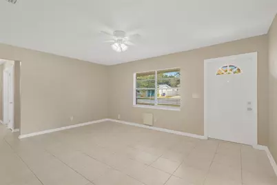 6313 S Clark Avenue, Tampa, FL 33616 - Photo 9