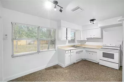 6531 82nd Avenue N, Pinellas Park, FL 33781 - Photo 9