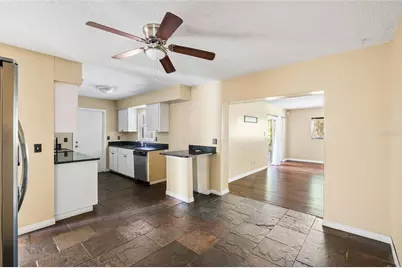 7221 Northbridge Boulevard, Tampa, FL 33615 - Photo 13