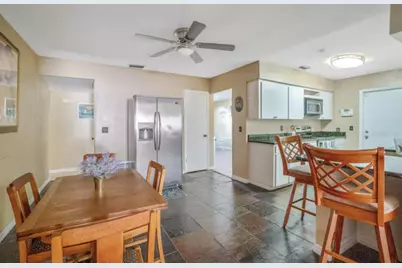 7221 Northbridge Boulevard, Tampa, FL 33615 - Photo 5