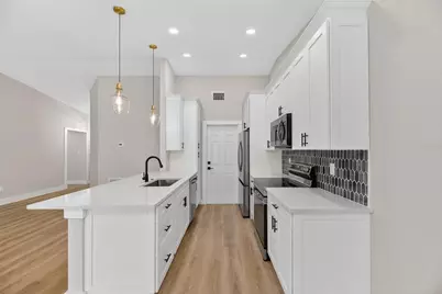 1740 Lakeview Village Drive, Brandon, FL 33510 - Photo 17