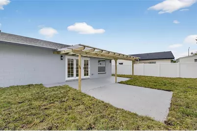 1740 Lakeview Village Drive, Brandon, FL 33510 - Photo 51