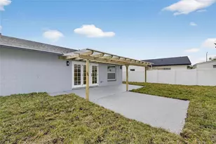 1740 Lakeview Village Dr, Brandon, FL 33510 - Photo 51