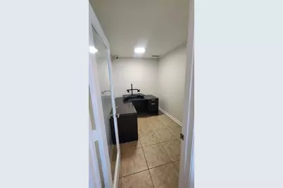 5113 Memorial Highway, Tampa, FL 33634 - Photo 3