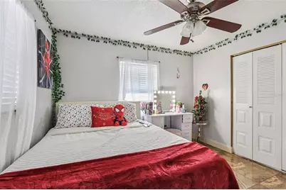 5575 58th Street N, Kenneth City, FL 33709 - Photo 15