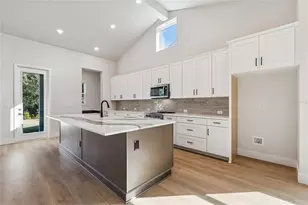 31479 Hayman Loop, Wesley Chapel, FL 33545 - Photo 5