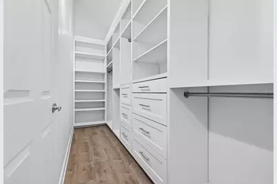 4362 Tyler Circle N, Saint Petersburg, FL 33709 - Photo 25