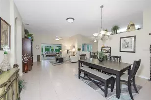 930 Villeroy Greens Dr, Sun City Center, FL 33573 - Photo 5