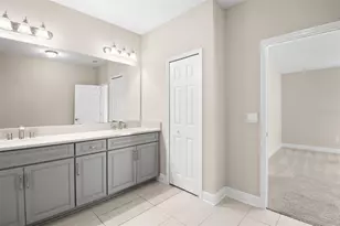 2427 Foggy Creek Cir, Clearwater, FL 33764 - Photo 13