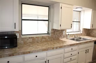 11364 79th Ave, Seminole, FL 33772 - Photo 7