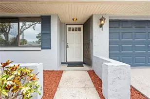 5002 Pennsbury Dr, Tampa, FL 33624 - Photo 3