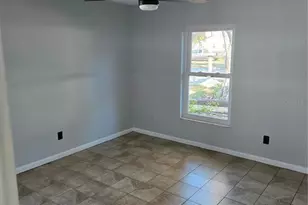 1003 Papaya Dr, Tampa, FL 33619 - Photo 17