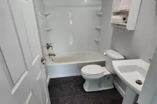 1003 Papaya Dr, Tampa, FL 33619 - Photo 23