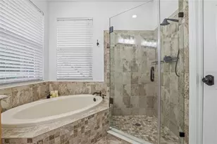 10403 Applecross Ln, Tampa, FL 33626 - Photo 25