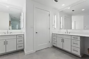 920 N Osceola Ave, Clearwater, FL 33755 - Photo 13