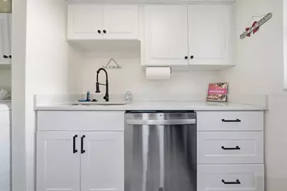 1 Windrush Boulevard #35, Indian Rocks Beach, FL 33785 - Photo 11