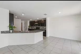 7439 Northern Lights Dr, Gibsonton, FL 33534 - Photo 9