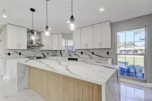 1992 Arvis Cir E, Clearwater, FL 33764 - Photo 17