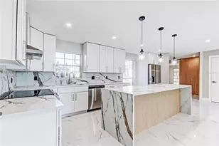 1992 Arvis Cir E, Clearwater, FL 33764 - Photo 9