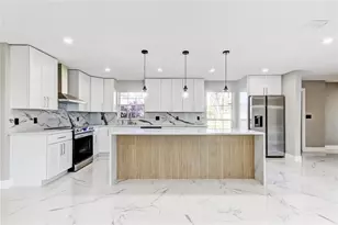 1992 Arvis Cir E, Clearwater, FL 33764 - Photo 9