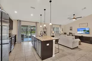 16374 Mantle Rd, Weeki Wachee, FL 34614 - Photo 11