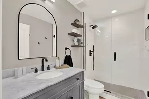 16374 Mantle Rd, Weeki Wachee, FL 34614 - Photo 23