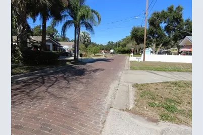 6826 S Desoto Street, Tampa, FL 33616 - Photo 5