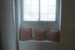 8628 Sweet Magnolia Pl, Seminole, FL 33777 - Photo 9