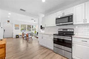 3018 E Jean St, Tampa, FL 33610 - Photo 11