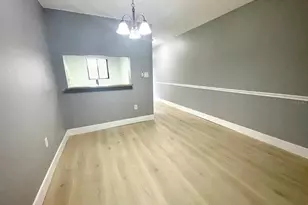 2682 Sabal Springs Cir, Clearwater, FL 33761 - Photo 11