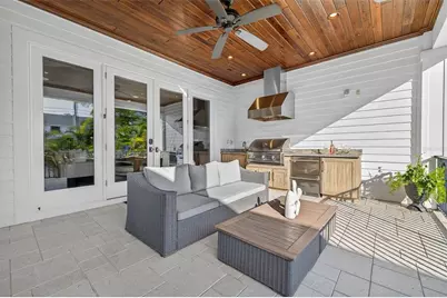 1936 Coffee Pot Boulevard NE, Saint Petersburg, FL 33704 - Photo 71