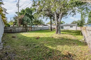 8361 43rd St N, Pinellas Park, FL 33781 - Photo 21