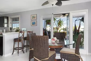 215 Sea Horse Dr SE, Saint Petersburg, FL 33705 - Photo 5