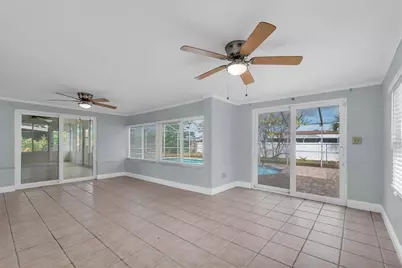 10739 64th Avenue, Seminole, FL 33772 - Photo 7