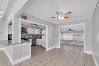 10739 64th Avenue, Seminole, FL 33772 - Photo 11