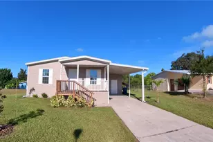 9722 Scepter Ave, Brooksville, FL 34613 - Photo 3