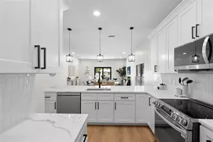 4308 W Gray St, Tampa, FL 33609 - Photo 7