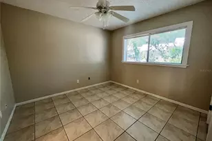 3207 Tarabrook Dr, Tampa, FL 33618 - Photo 11