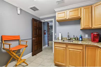 1137 Bartow Road #205, Lakeland, FL 33801 - Photo 31