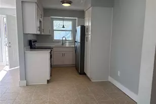 7338 Coquina Way, Saint Pete Beach, FL 33706 - Photo 5