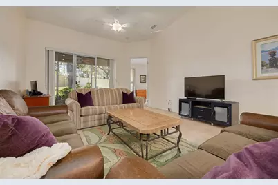 656 Spring Lake Circle, Tarpon Springs, FL 34688 - Photo 5