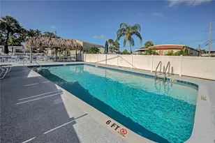 8630 42 Nd Pl N, Saint Petersburg, FL 33709 - Photo 3